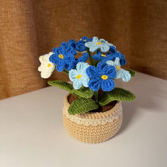 Crocheted Forget-Me-Not Flower Pot Home Or Office Decor - Picture 5 of 6